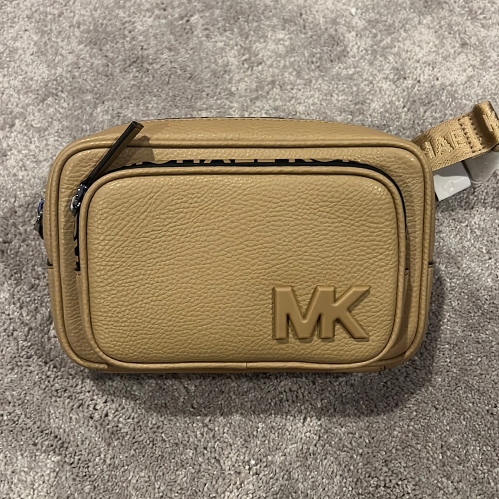 Michael kors cooper double zip belt bag